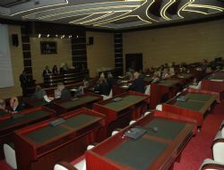 Meclis yoğun gündemle toplandı